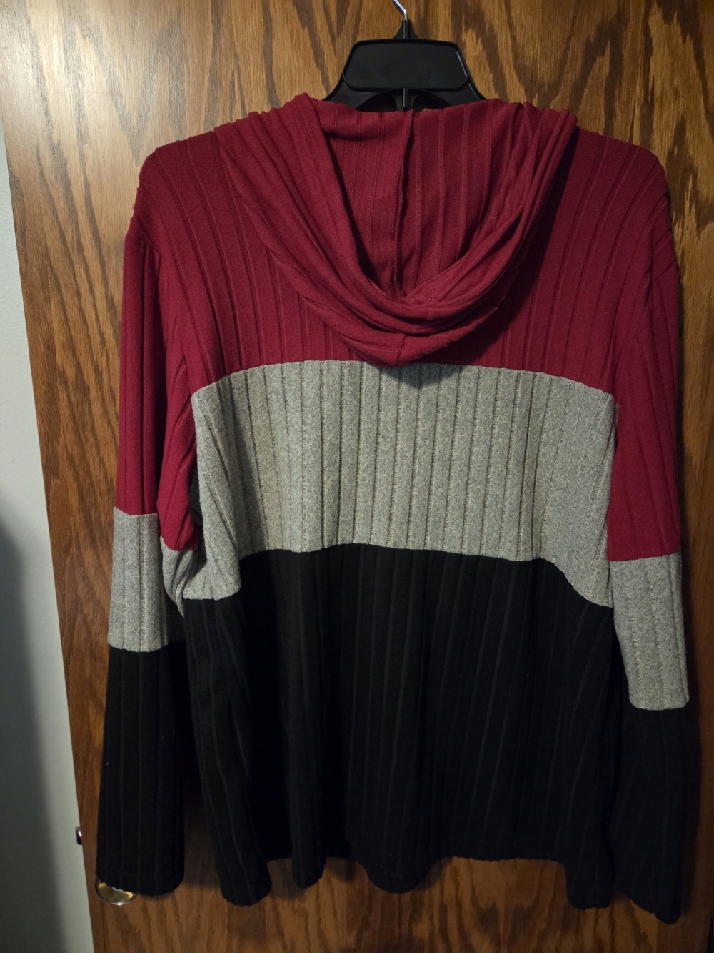 Colorblock Ribbed Hoodie - Red, Gray, Black - Picture 3 of 4